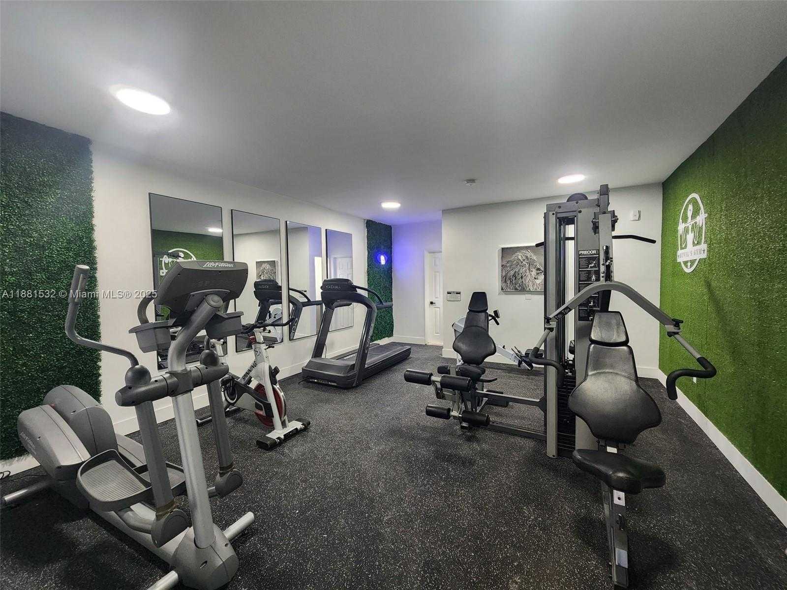 Small Image of 2101 NORMANDY DR #301, Miami Beach Number 19