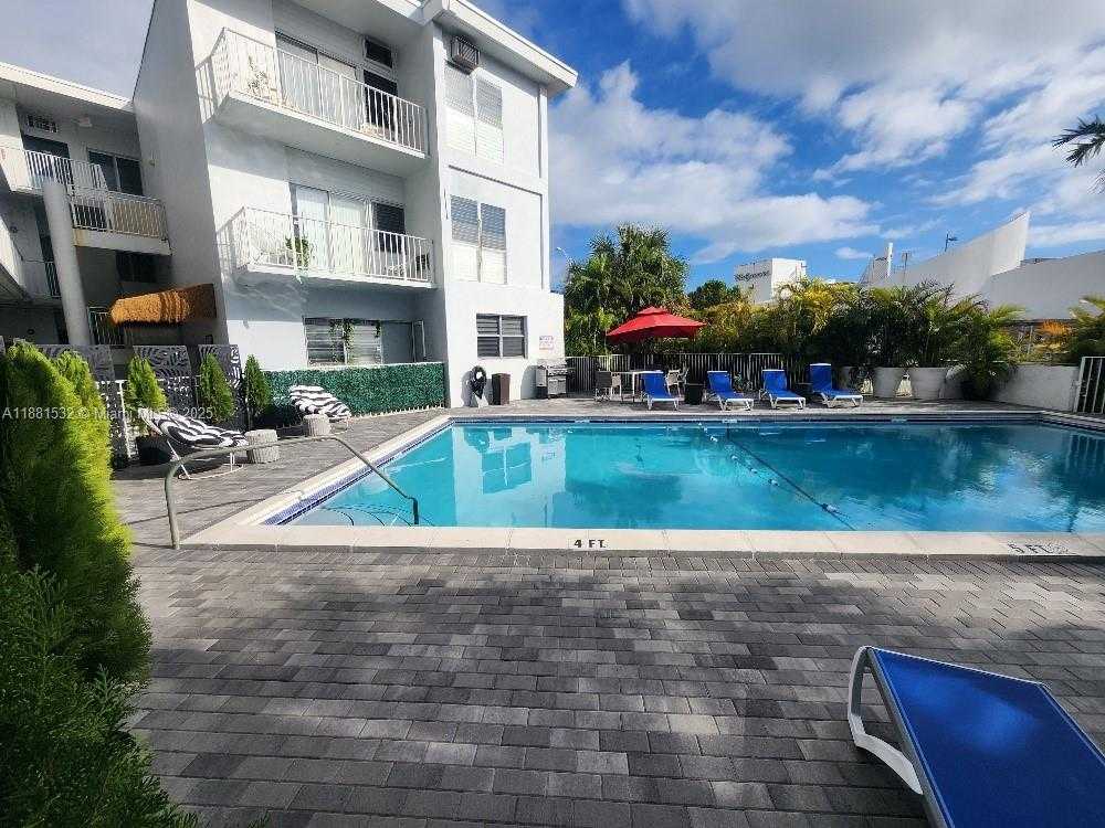 Small Image of 2101 NORMANDY DR #301, Miami Beach Number 36