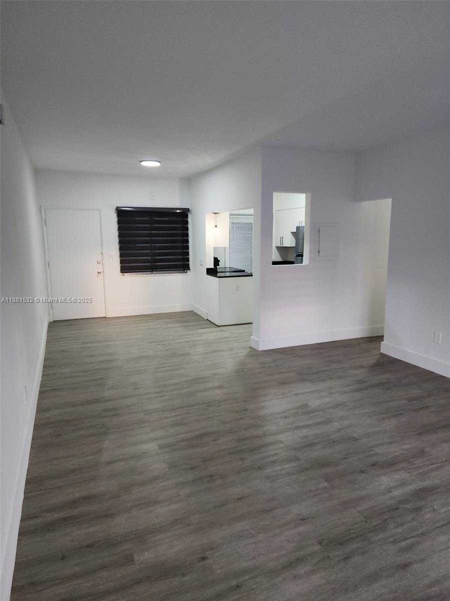 Small Image of 2101 NORMANDY DR #301, Miami Beach Number 48