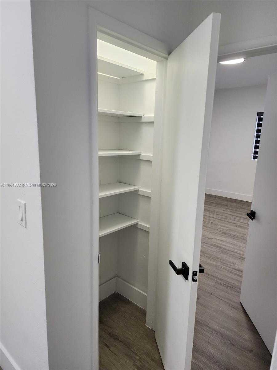 Small Image of 2101 NORMANDY DR #301, Miami Beach Number 57