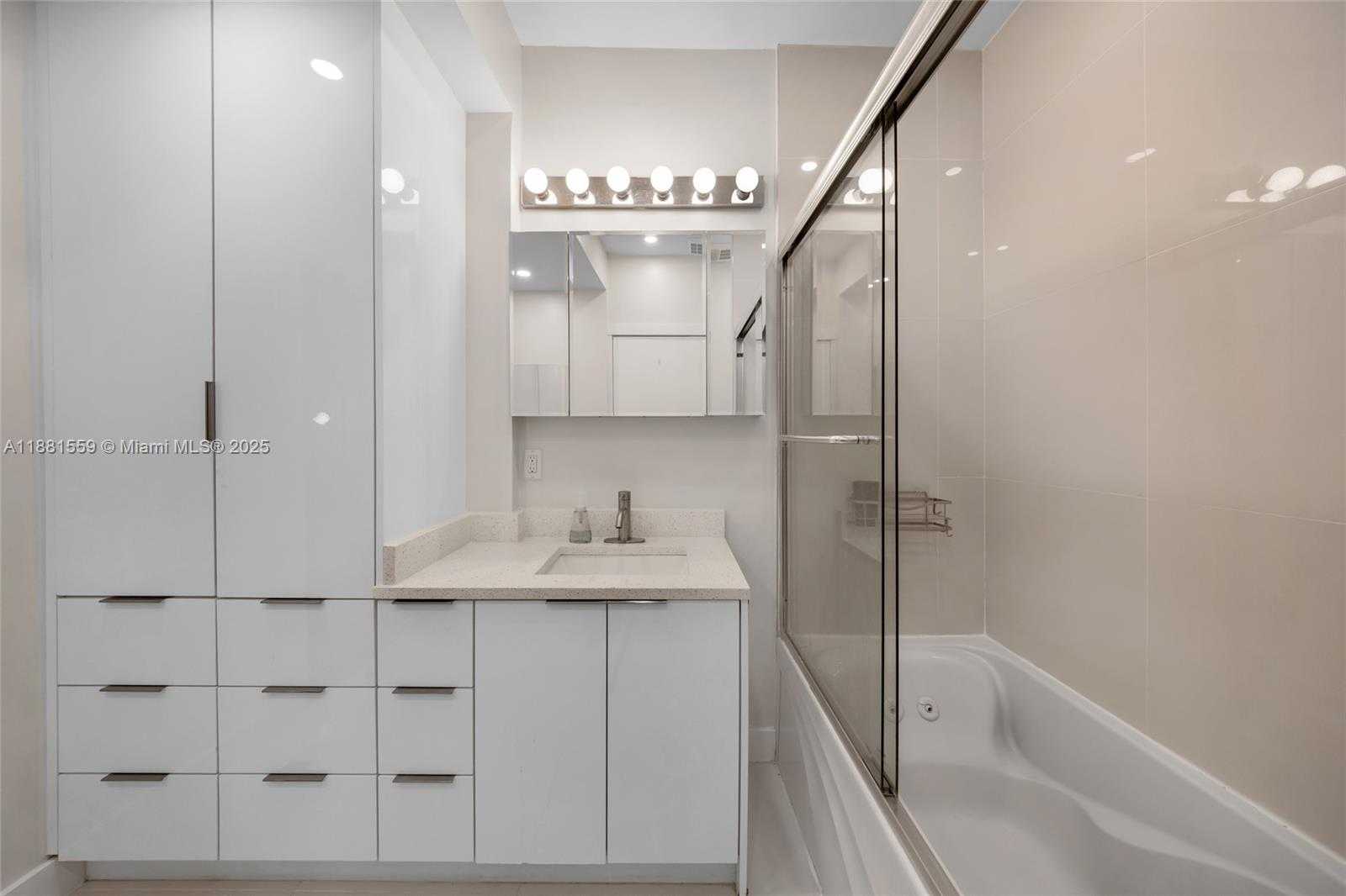 Small Image of 1446 LENOX AVE #2, Miami Beach Number 10