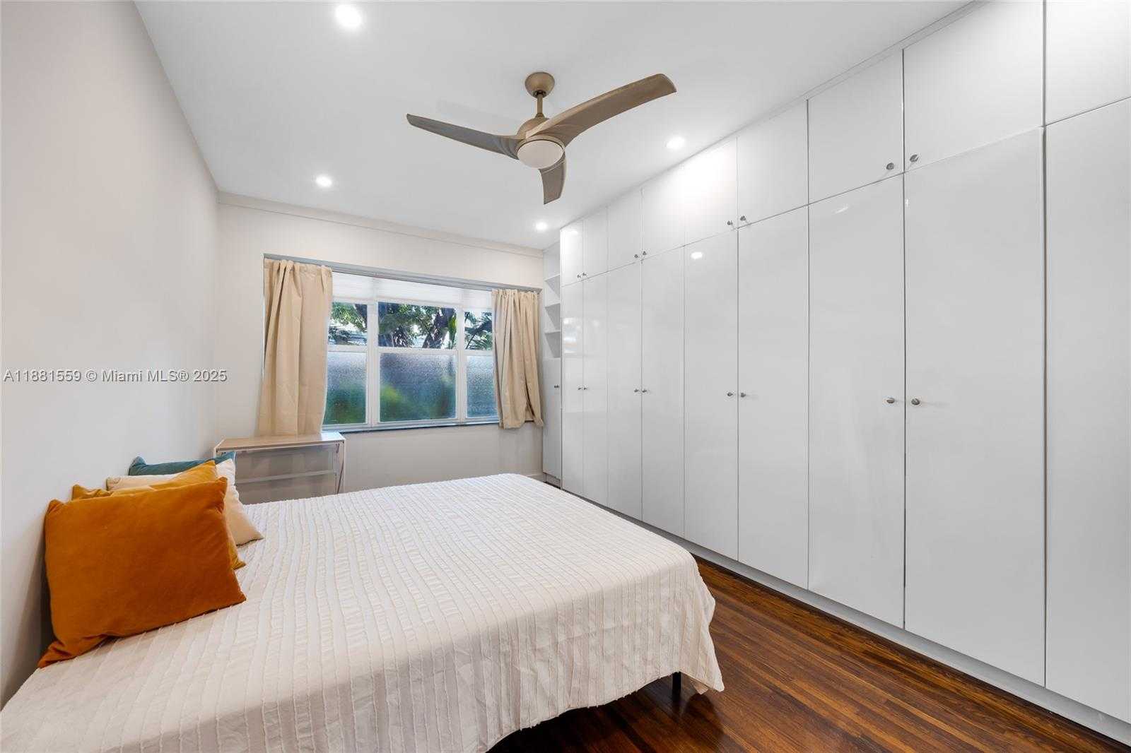 Small Image of 1446 LENOX AVE #2, Miami Beach Number 14