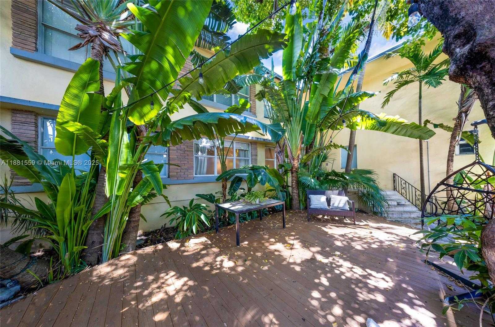 Small Image of 1446 LENOX AVE #2, Miami Beach Number 4