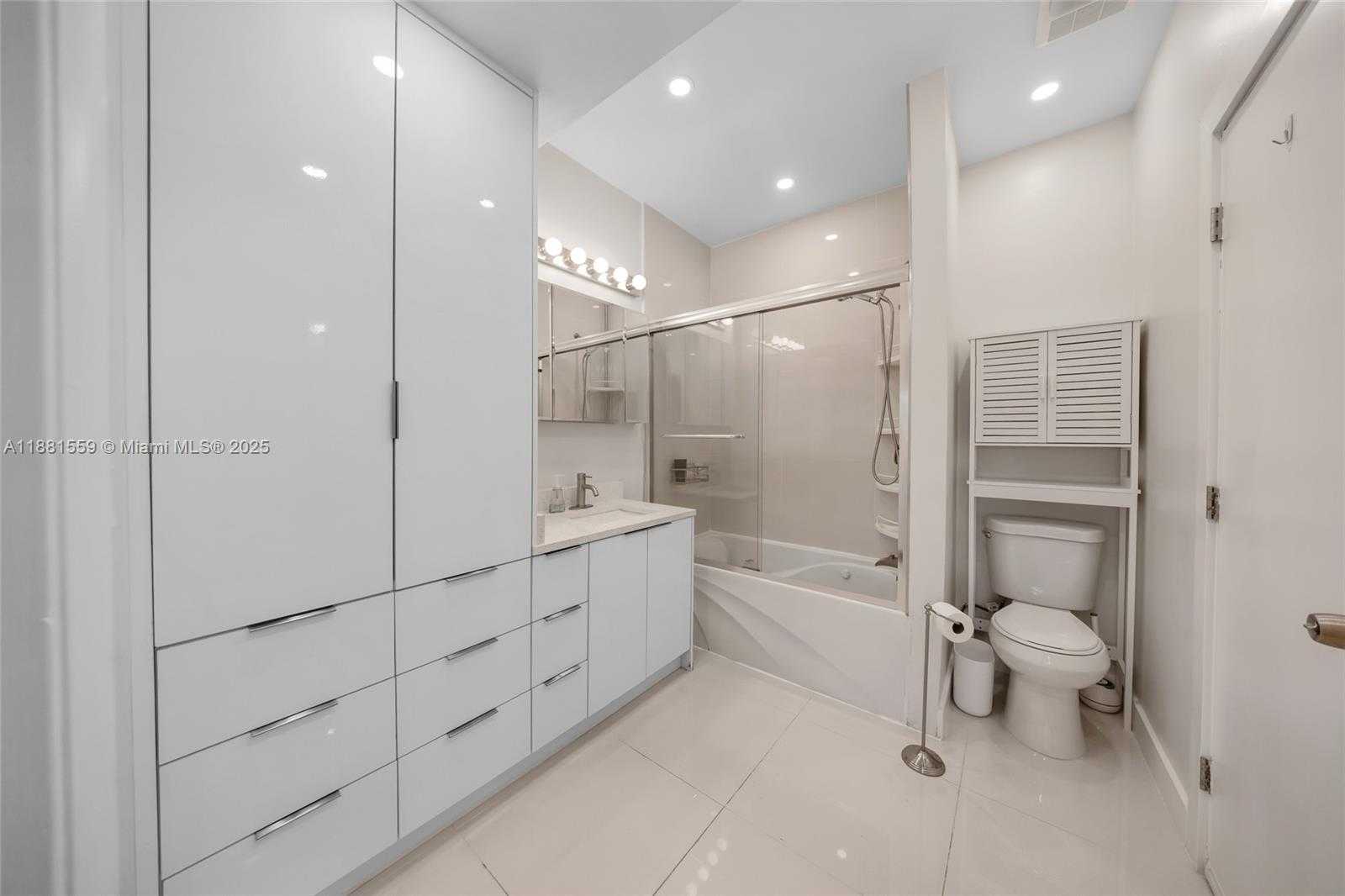 Small Image of 1446 LENOX AVE #2, Miami Beach Number 9