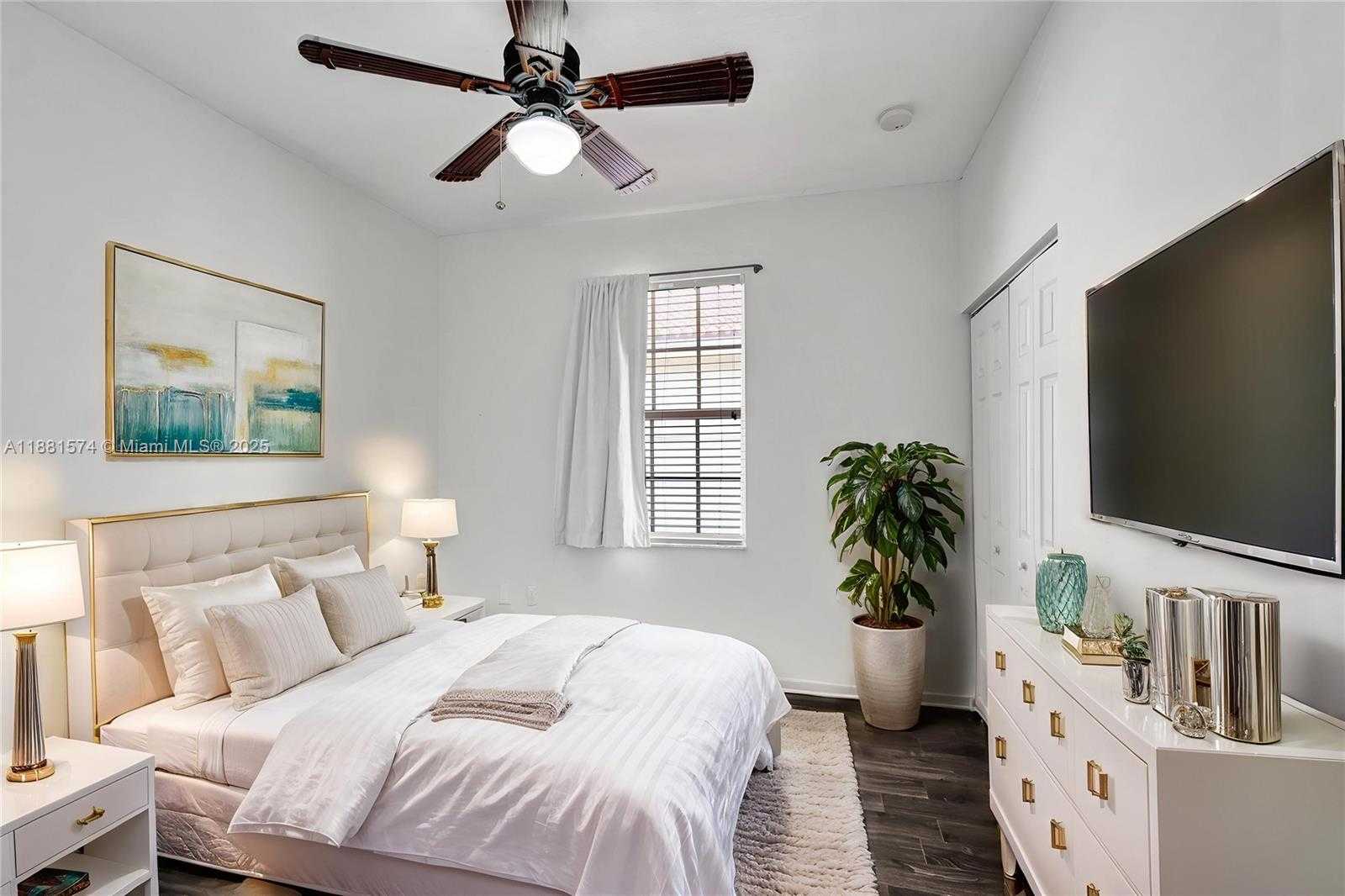 Small Image of 3041 SOUTH WEST 88TH AVE, Miramar Number 35