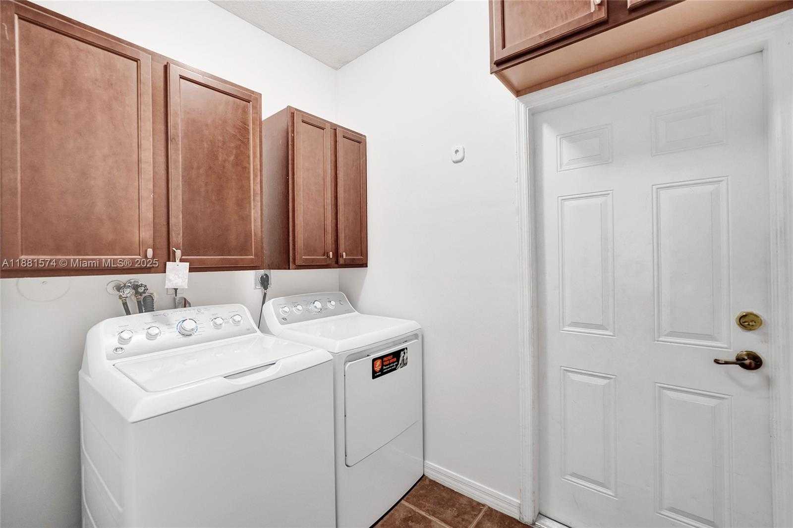 Small Image of 3041 SOUTH WEST 88TH AVE, Miramar Number 37
