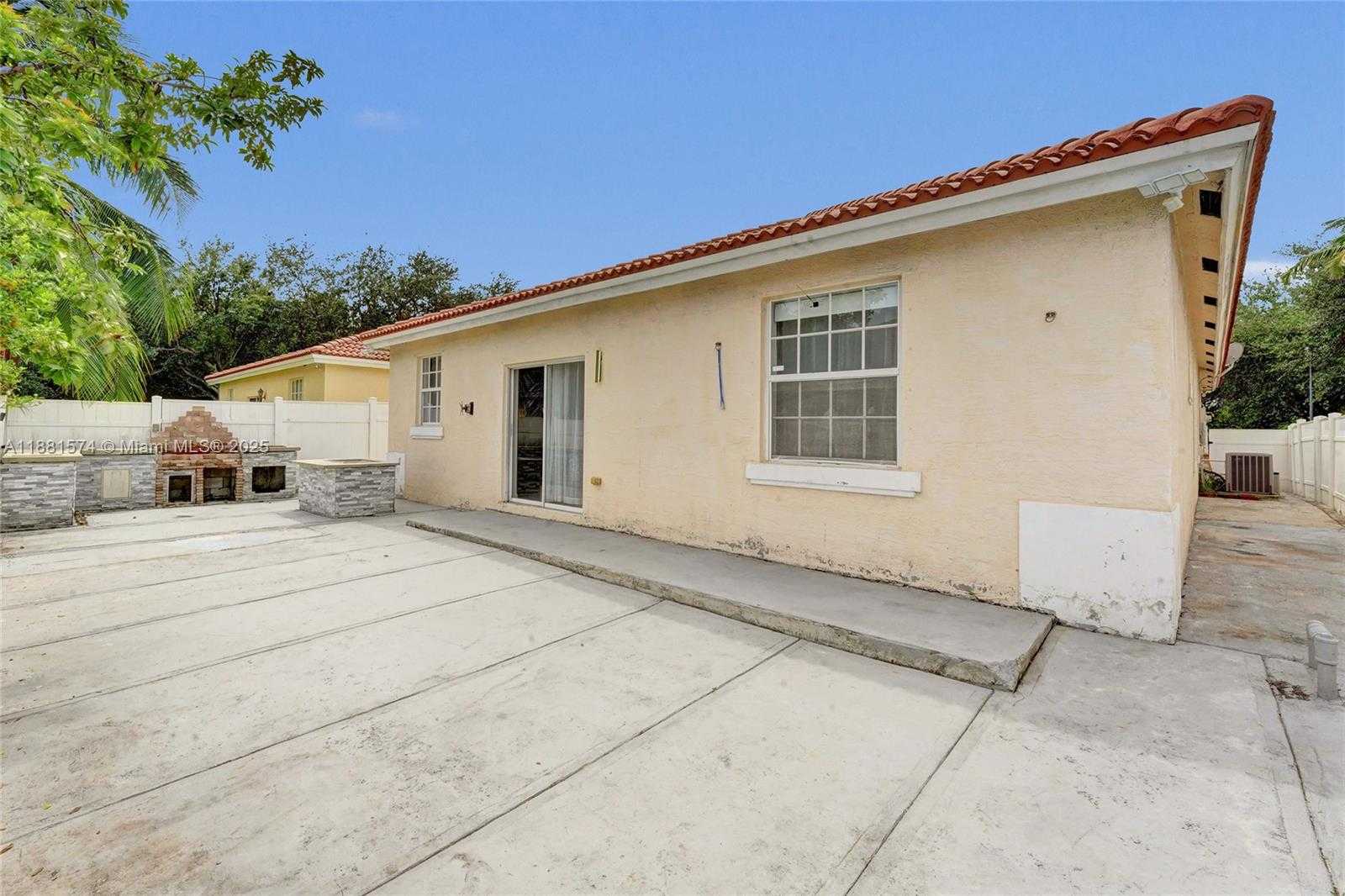 Small Image of 3041 SOUTH WEST 88TH AVE, Miramar Number 38