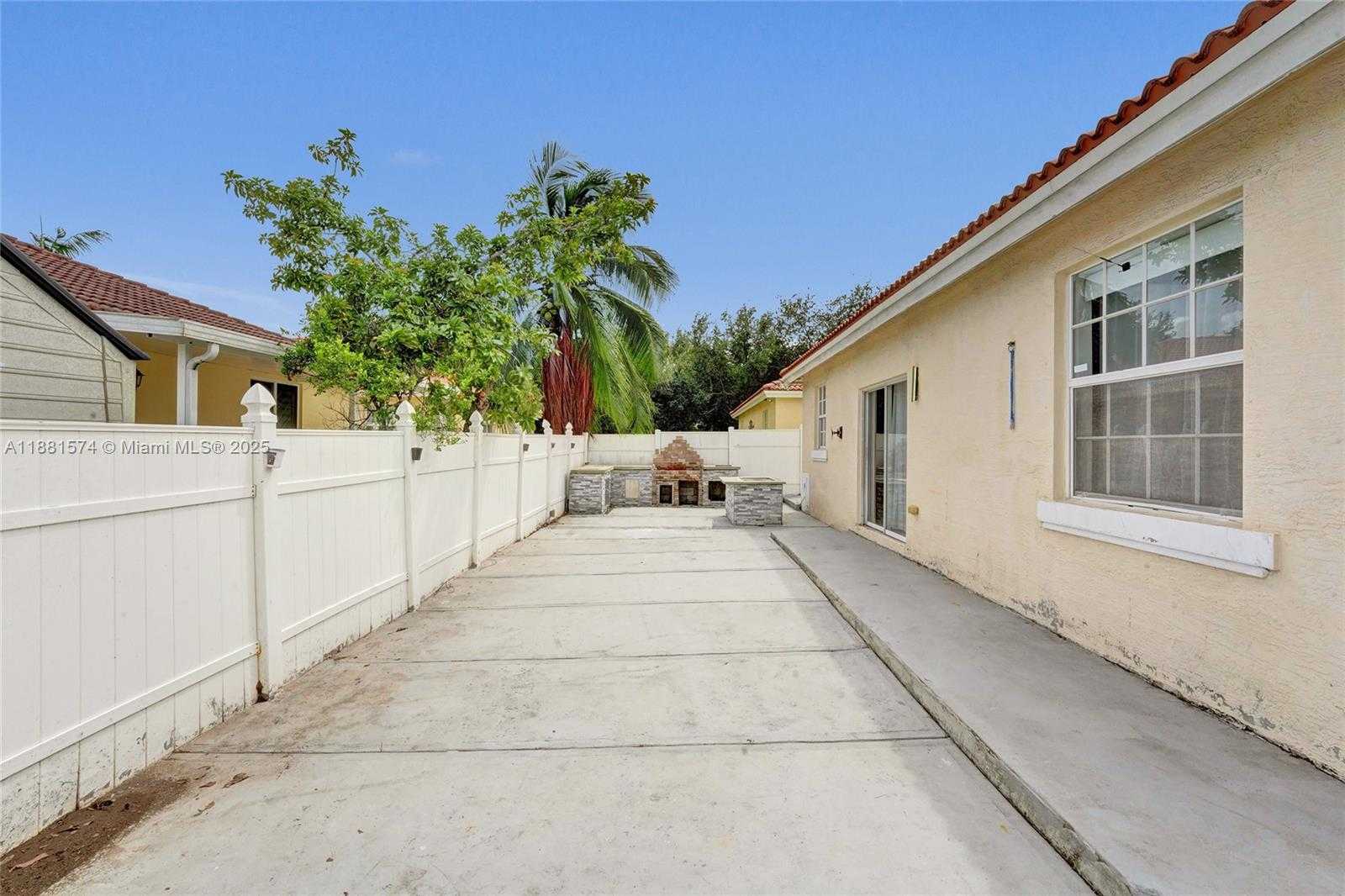 Small Image of 3041 SOUTH WEST 88TH AVE, Miramar Number 44