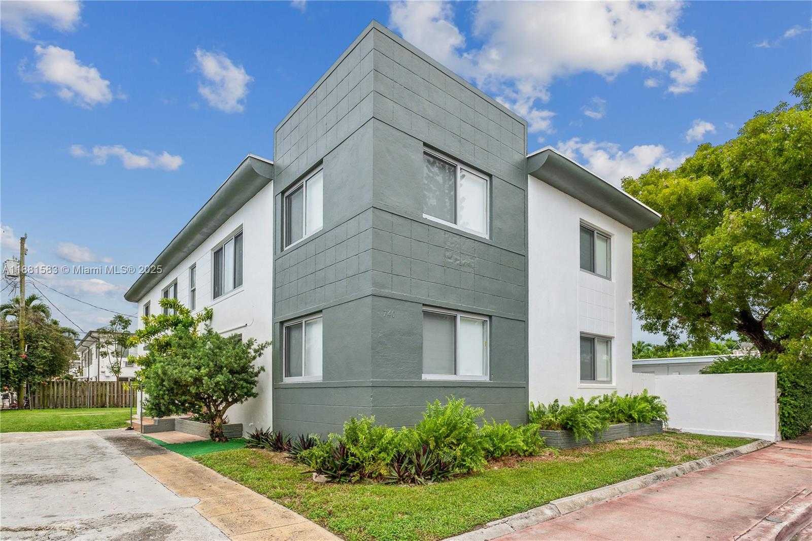 Small Image of 740 82ND ST #4, Miami Beach Number 13