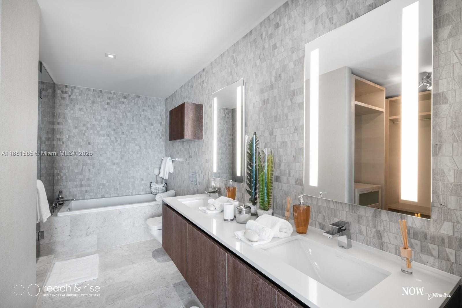 Small Image of 88 SOUTH WEST 7TH ST #2406, Miami Number 12