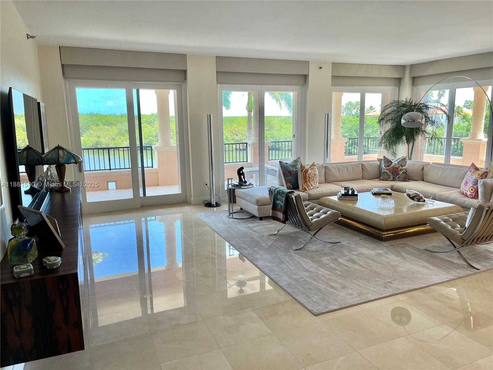 Small Image of 13645 DEERING BAY DR #123, Coral Gables Number 4