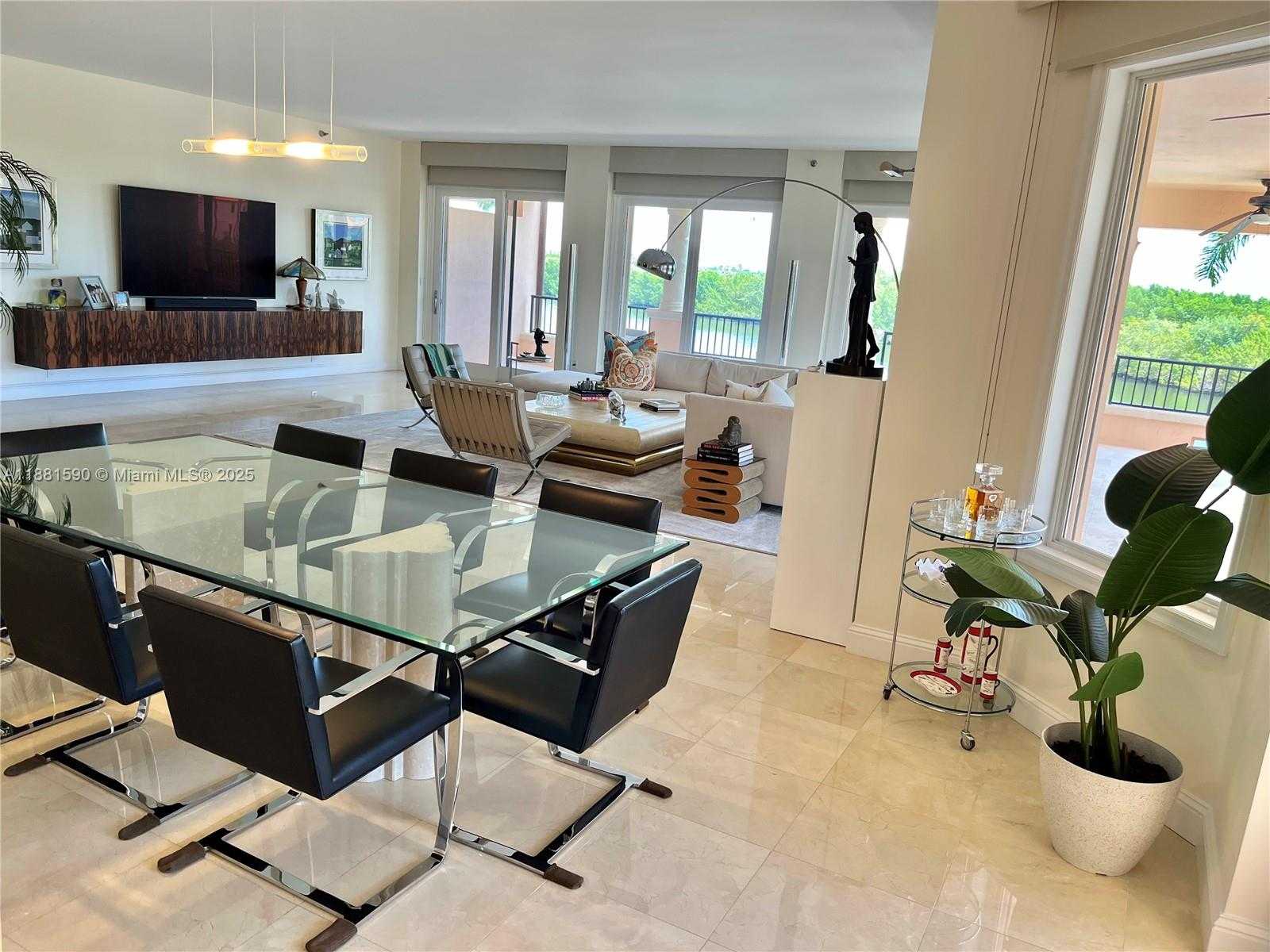 Small Image of 13645 DEERING BAY DR #123, Coral Gables Number 7