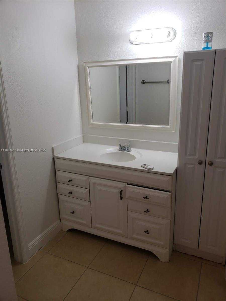 Small Image of 12426 SOUTH WEST 209TH ST, Miami Number 2