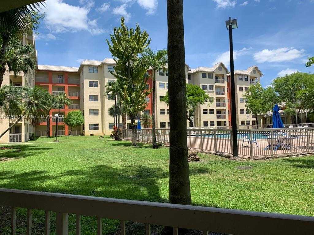 Small Image of Doral Number 17