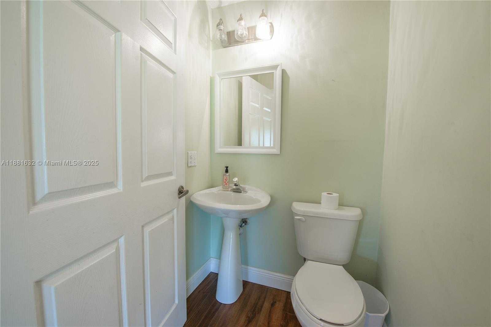 Small Image of 19275 SOUTH WEST 256TH ST #19275, Homestead Number 16