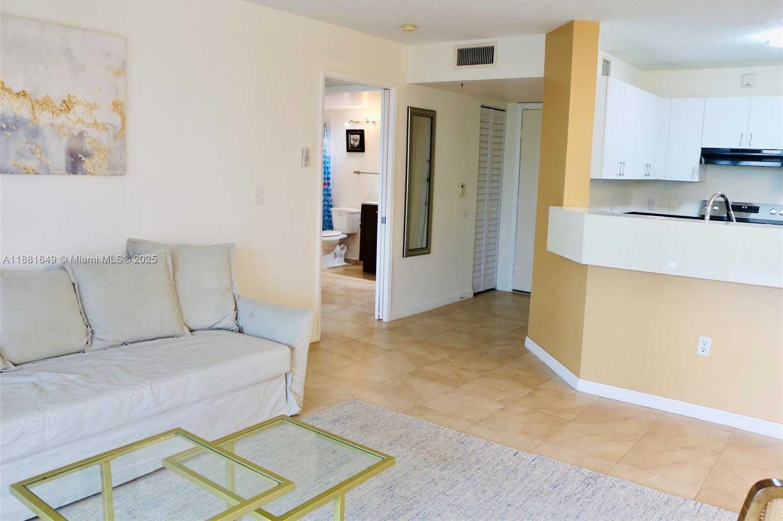 Small Image of 19999 EAST COUNTRY CLUB DR #1304, Aventura Number 5
