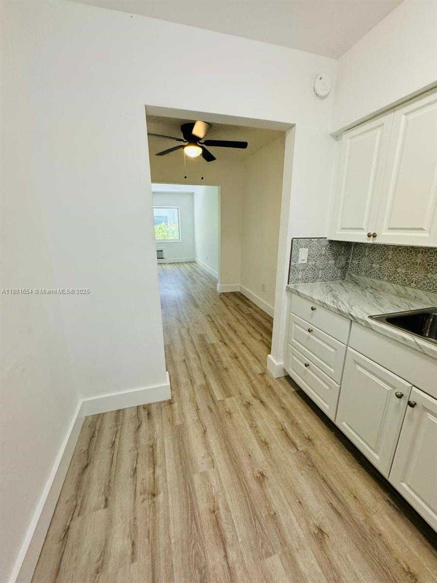 Small Image of 1135 EUCLID AVE #105, Miami Beach Number 7