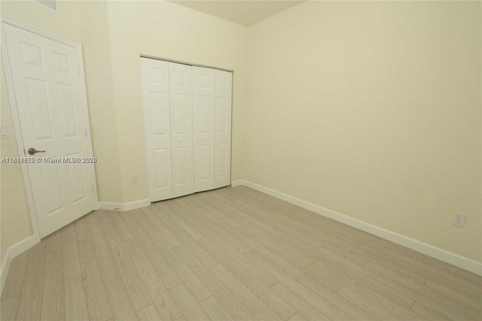 Small Image of 8815 NORTH WEST 102ND CT #8815, Doral Number 11