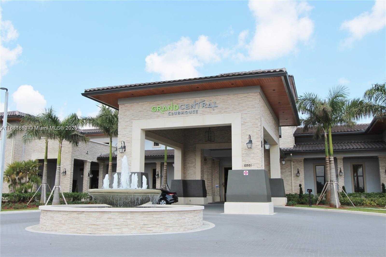 Small Image of 8815 NORTH WEST 102ND CT #8815, Doral Number 27