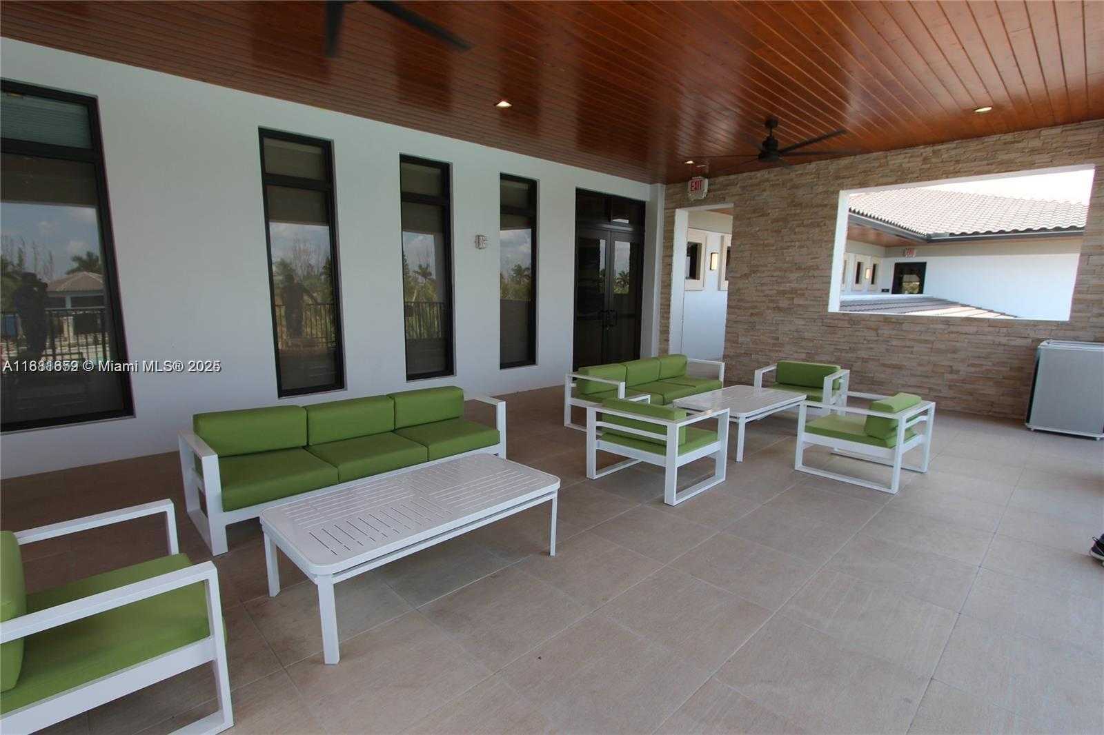 Small Image of 8815 NORTH WEST 102ND CT #8815, Doral Number 30