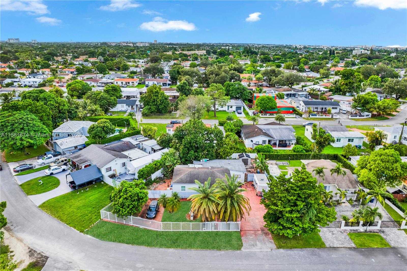 Small Image of 7385 SOUTH WEST 19TH ST RD, Miami Number 30