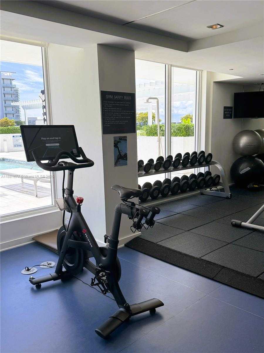 Small Image of 4250 BISCAYNE BLVD #707, Miami Number 15