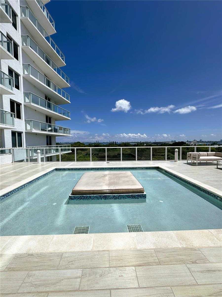 Small Image of 4250 BISCAYNE BLVD #707, Miami Number 17