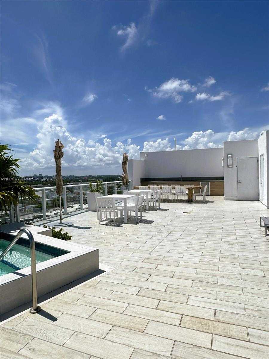 Small Image of 4250 BISCAYNE BLVD #707, Miami Number 22