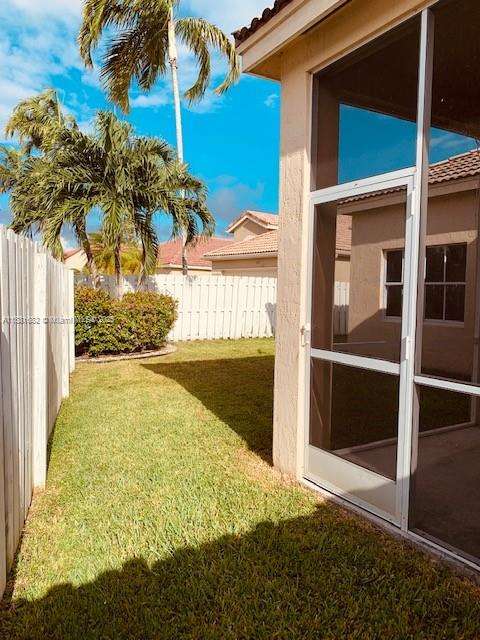 Small Image of 700 VISTA MEADOWS DR, Weston Number 28