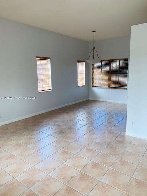 Small Image of 700 VISTA MEADOWS DR, Weston Number 3