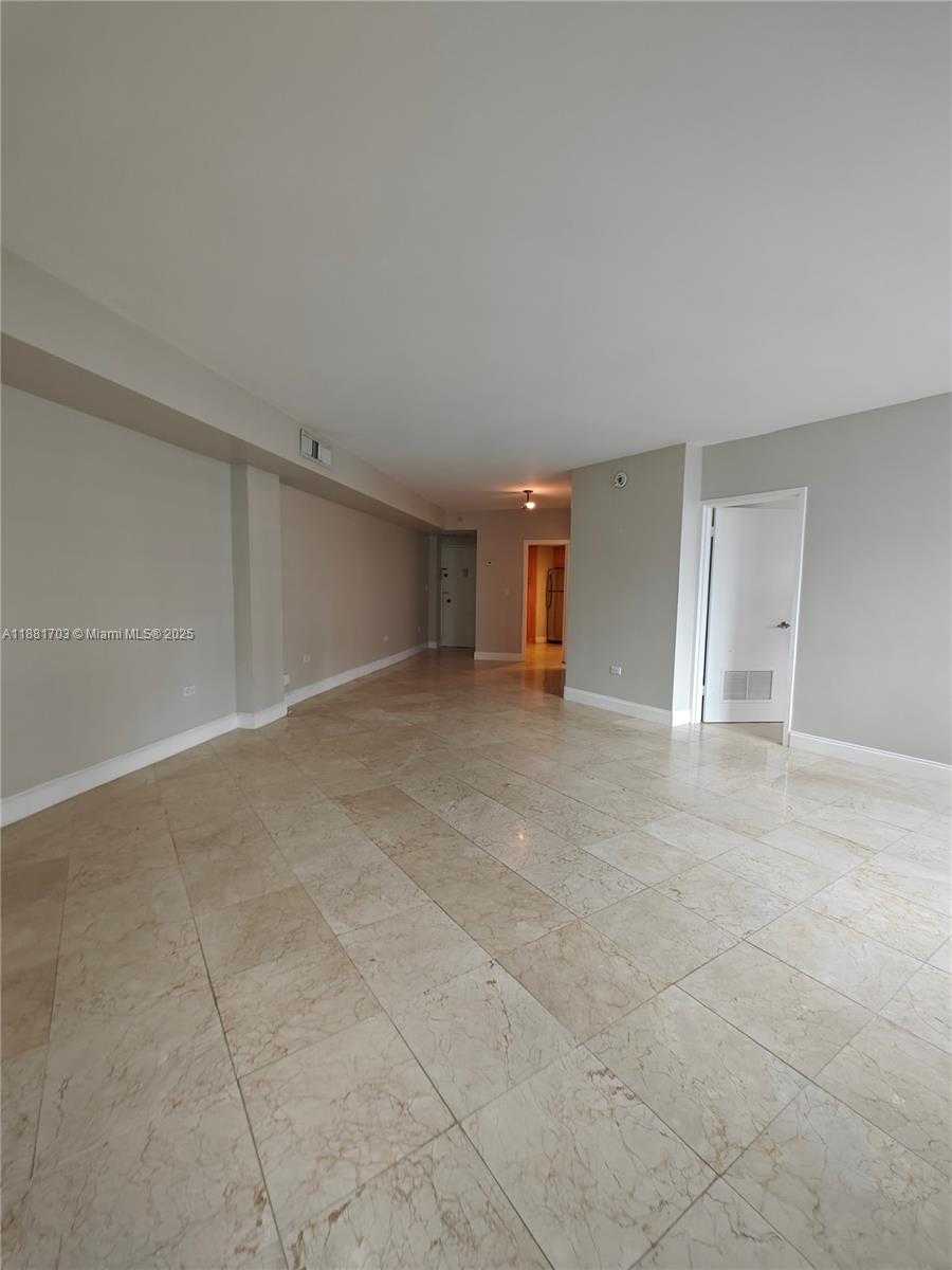 Small Image of 825 BRICKELL BAY DR #445, Miami Number 11