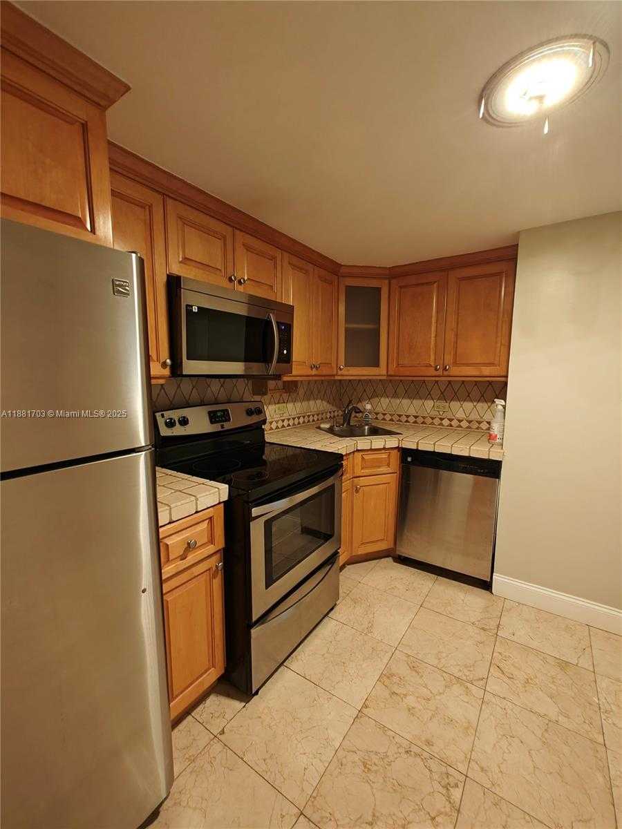 Small Image of 825 BRICKELL BAY DR #445, Miami Number 22