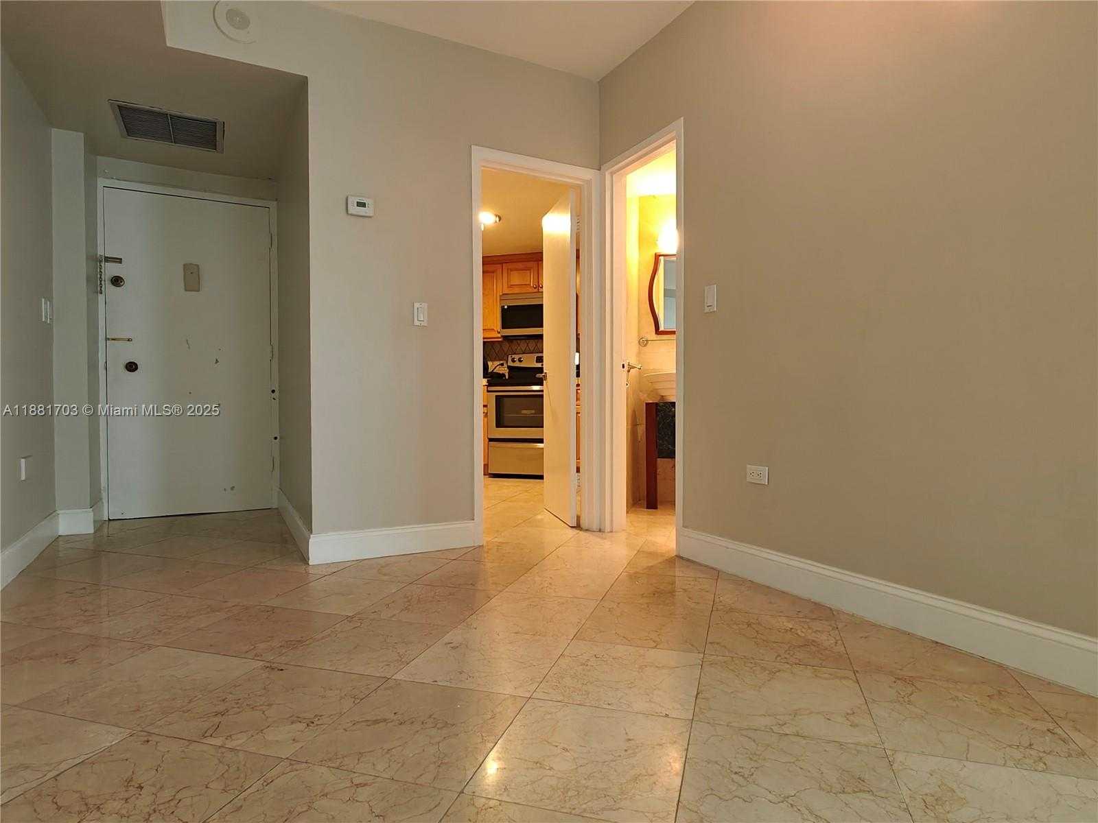 Small Image of 825 BRICKELL BAY DR #445, Miami Number 4
