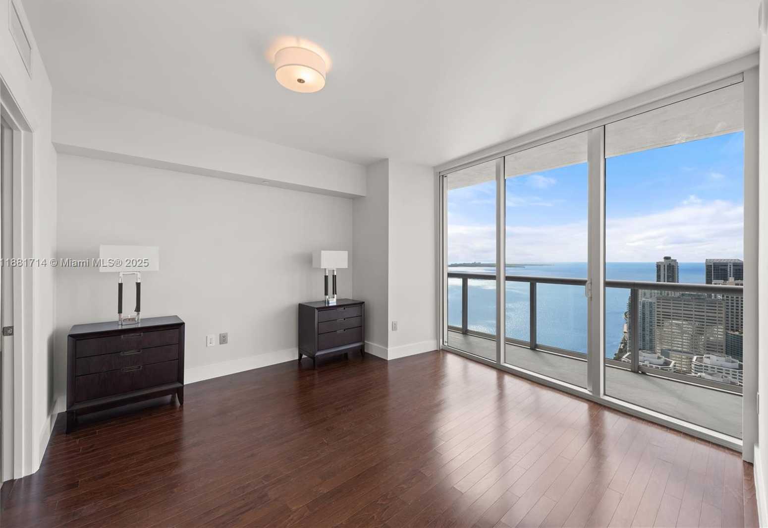 Small Image of 495 BRICKELL AVE #5003, Miami Number 15