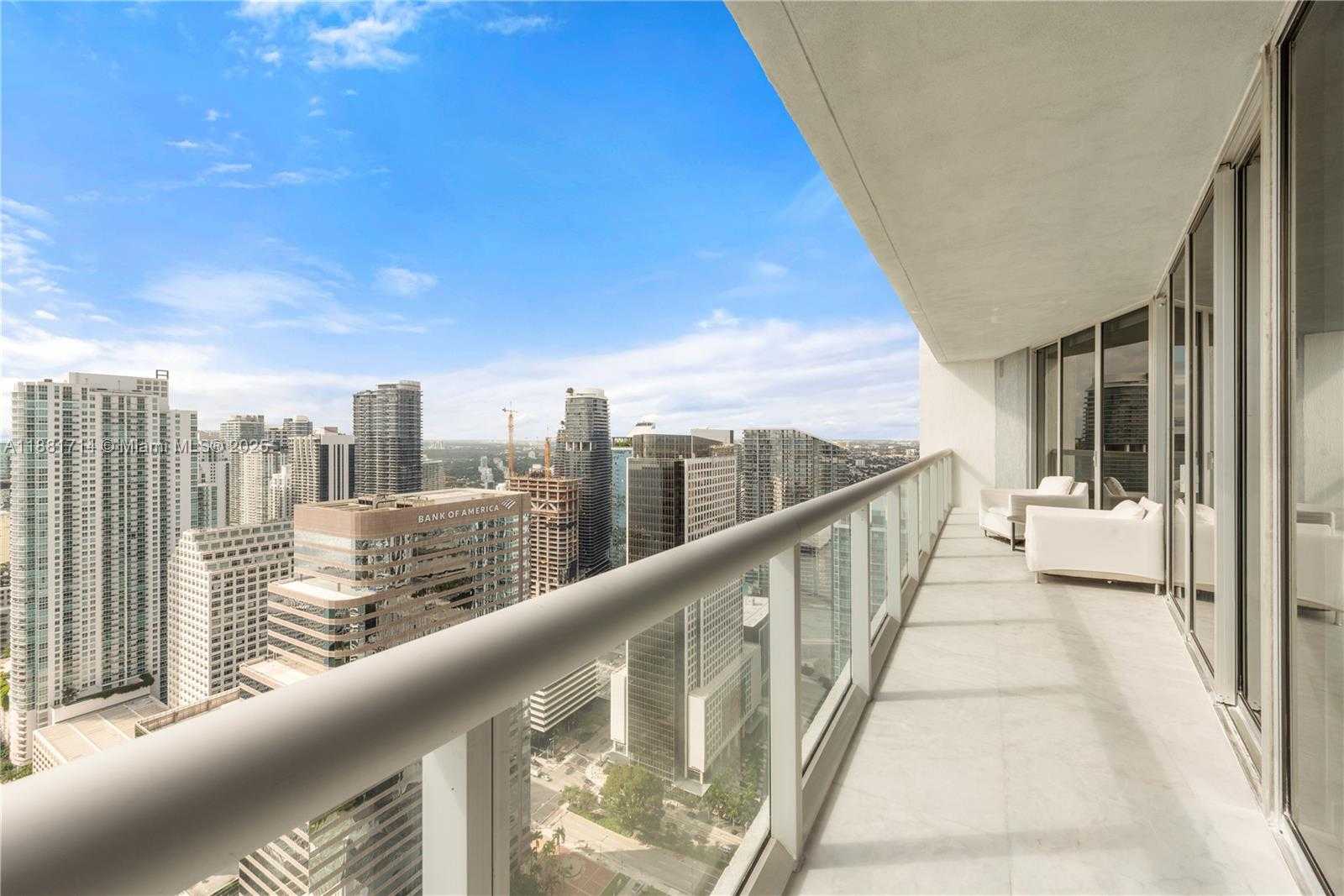 Small Image of 495 BRICKELL AVE #5003, Miami Number 21