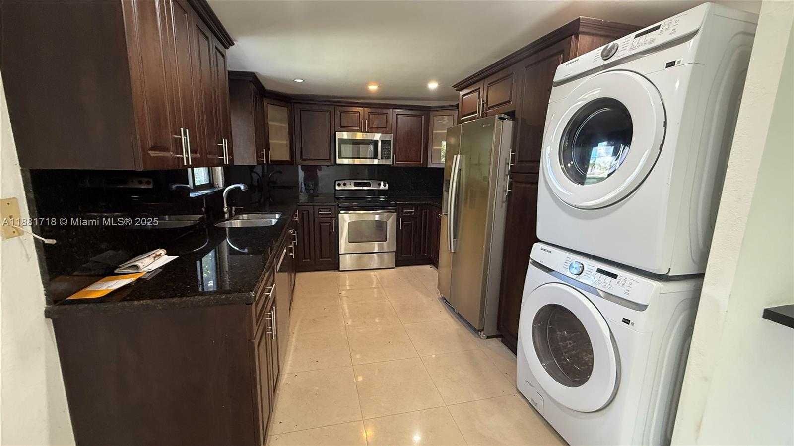 Small Image of 8281 SOUTH WEST 28TH ST #., Miami Number 3