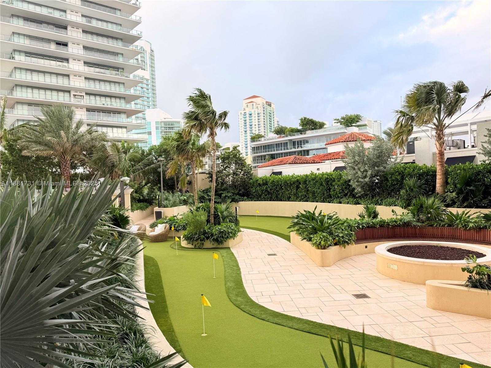 Small Image of 300 SOUTH POINTE DR #706, Miami Beach Number 43