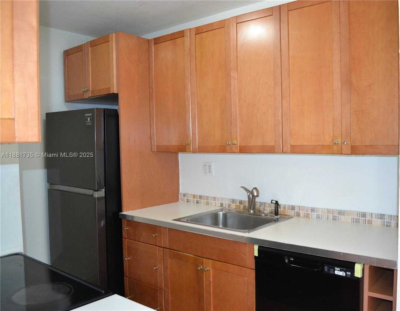 Small Image of 7419 SOUTH WEST 152ND AVE #8-106, Miami Number 4
