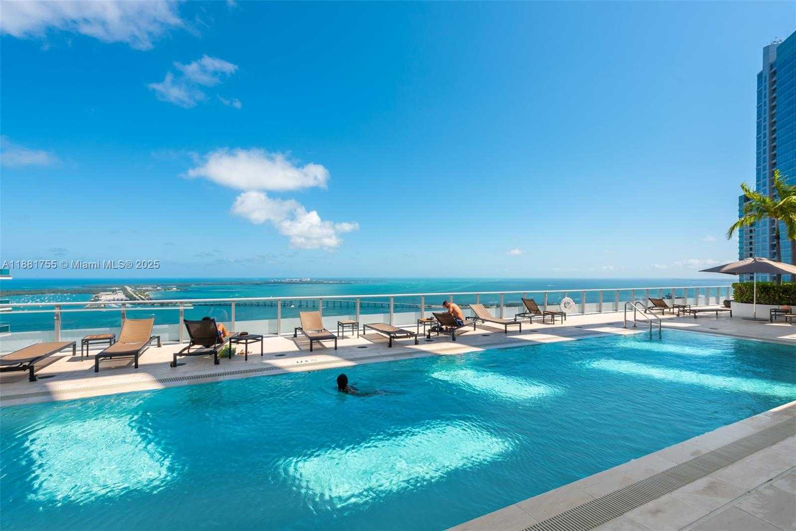 Small Image of 1300 BRICKELL BAY DR #1702, Miami Number 18