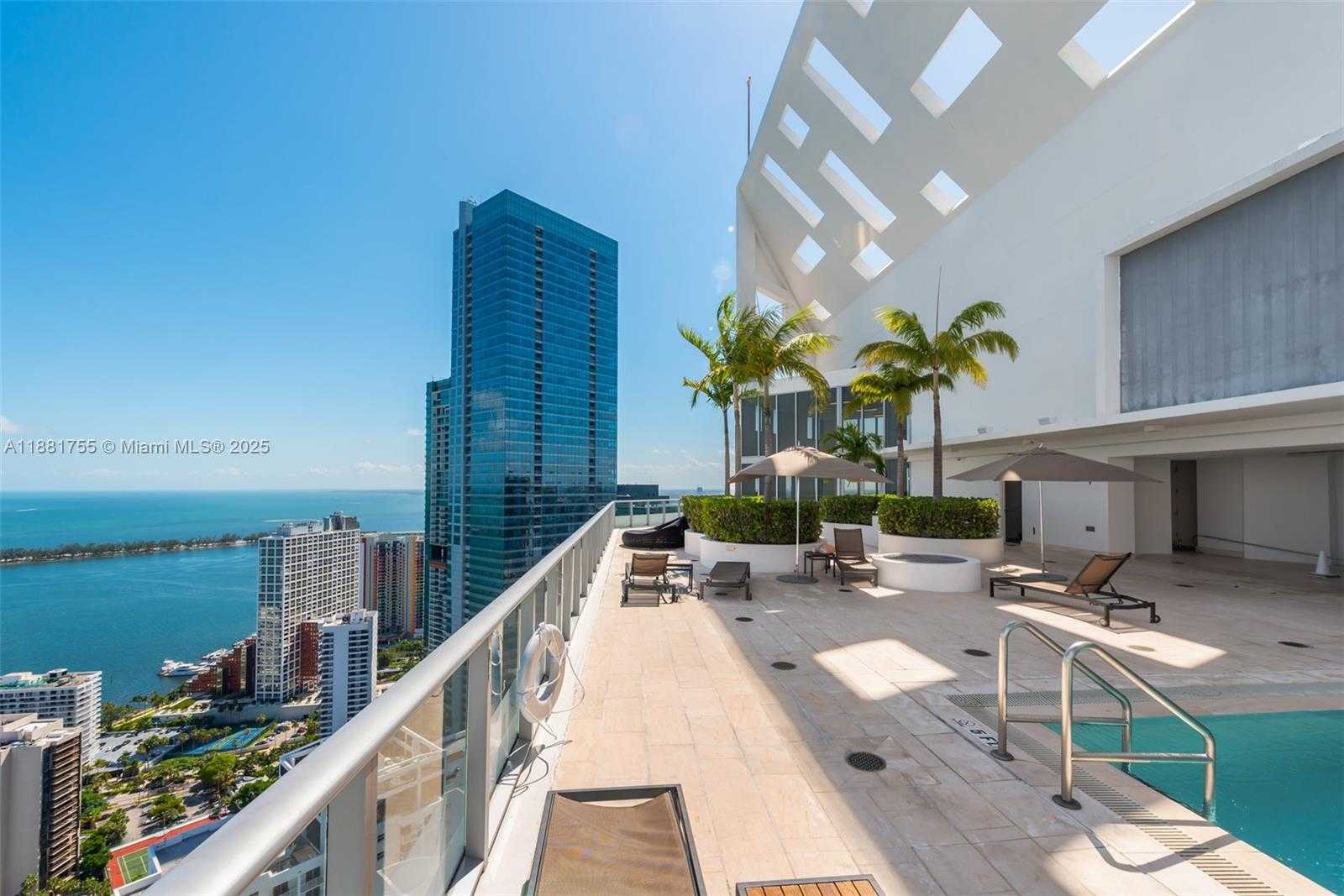 Small Image of 1300 BRICKELL BAY DR #1702, Miami Number 19