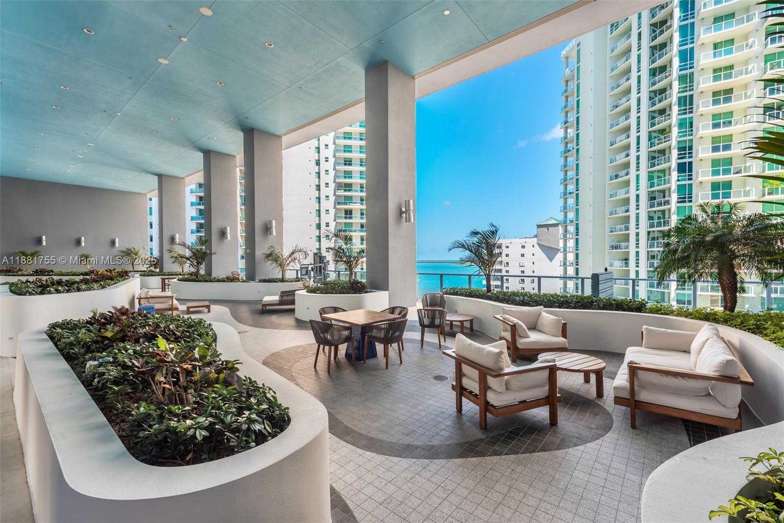 Small Image of 1300 BRICKELL BAY DR #1702, Miami Number 25