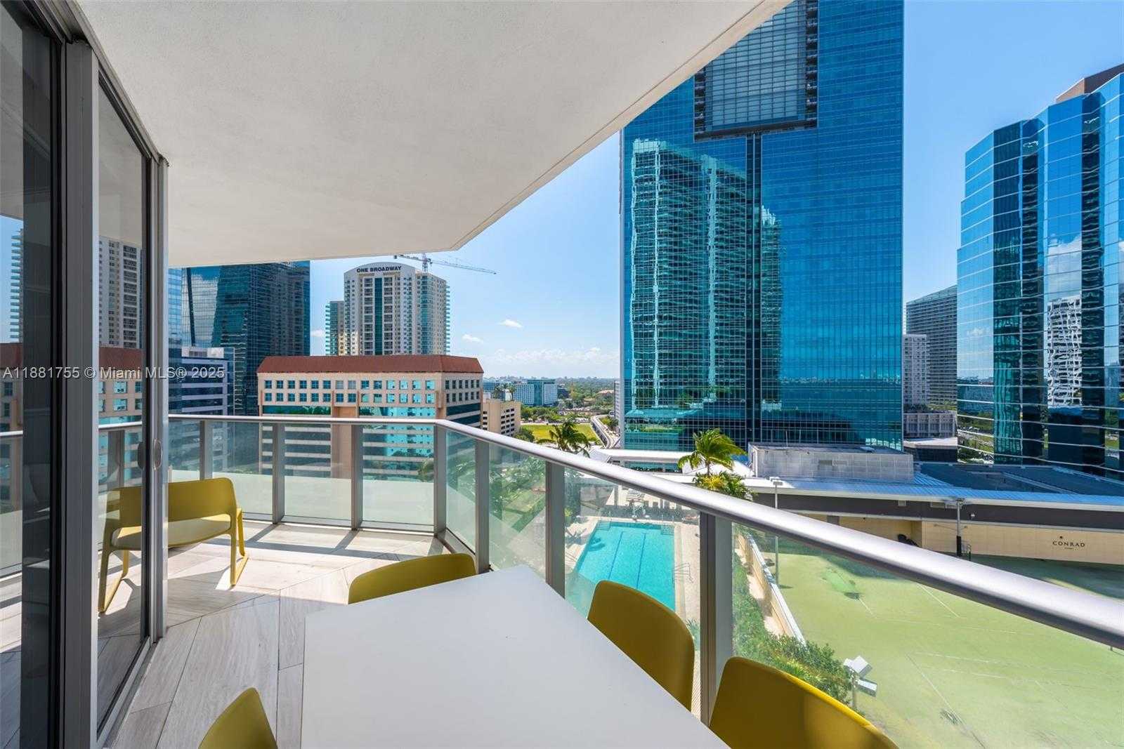 Small Image of 1300 BRICKELL BAY DR #1702, Miami Number 35