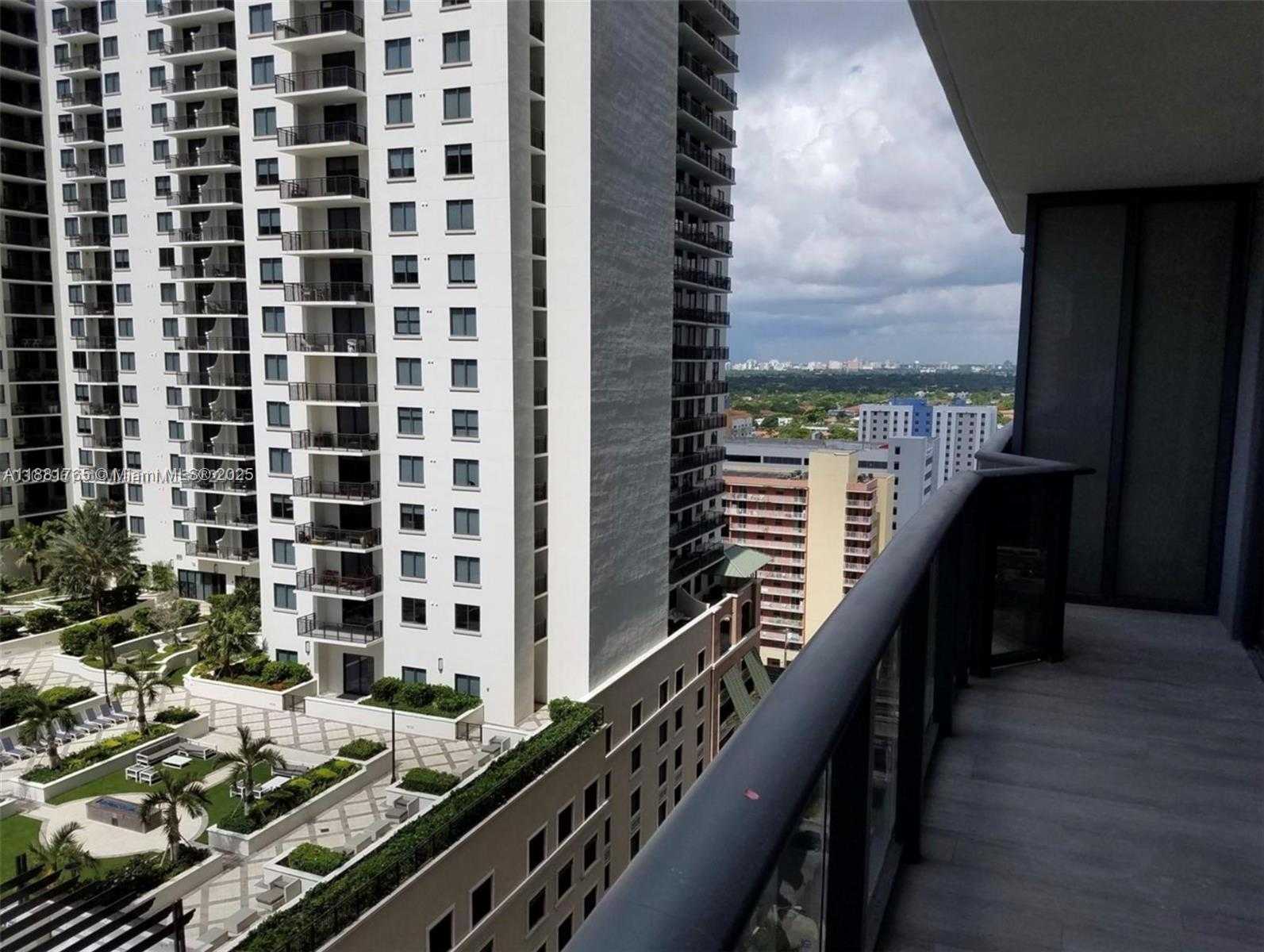 Small Image of 55 SOUTH WEST 9TH ST #1604, Miami Number 2