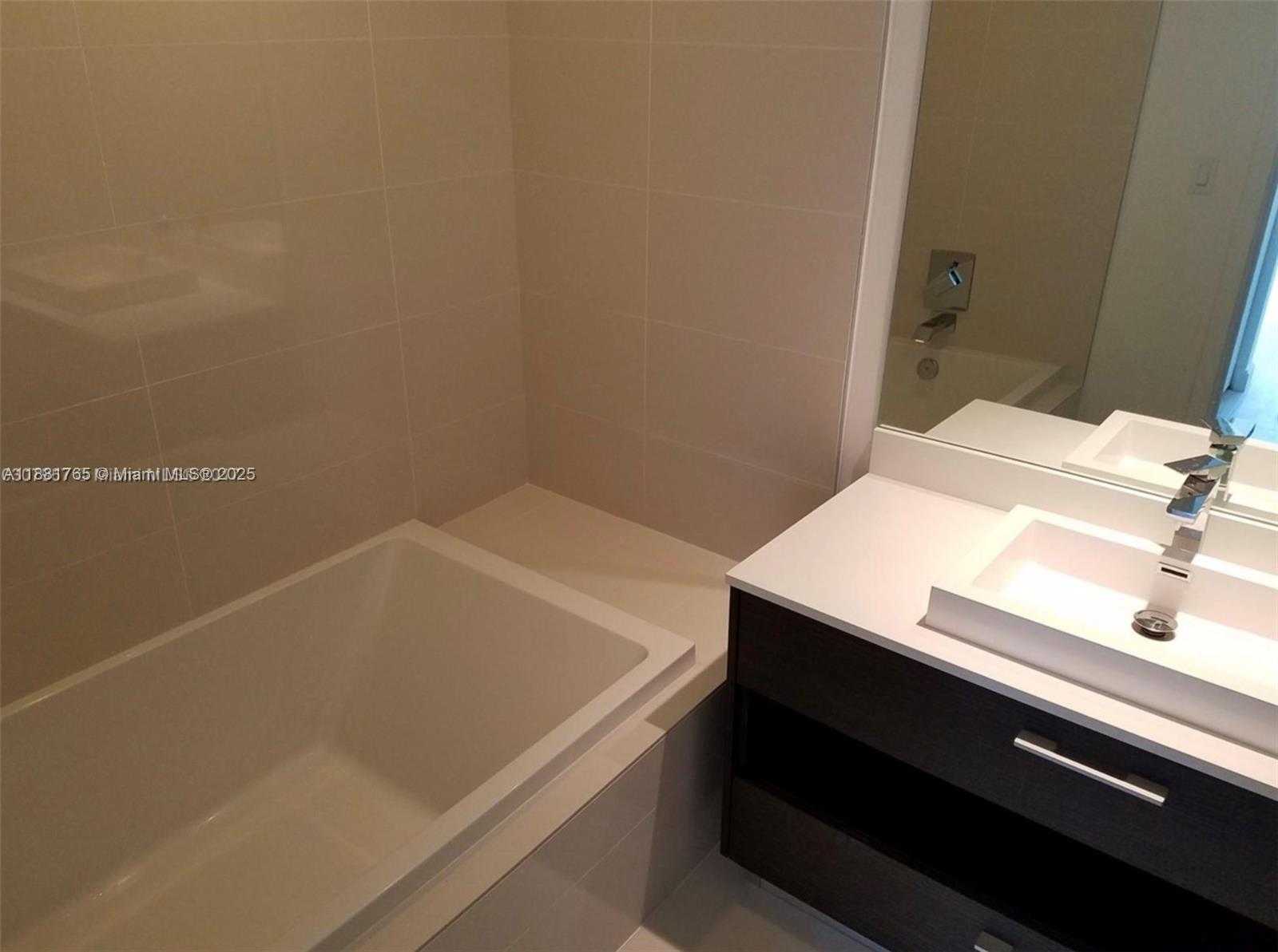 Small Image of 55 SOUTH WEST 9TH ST #1604, Miami Number 3