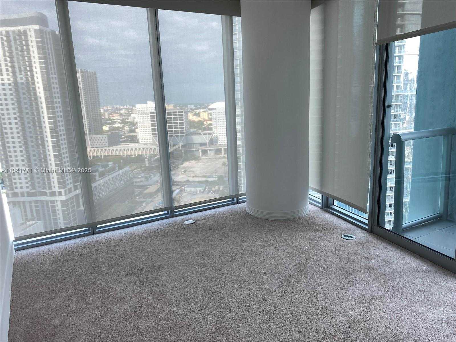 Small Image of 888 BISCAYNE BLVD #3001, Miami Number 13