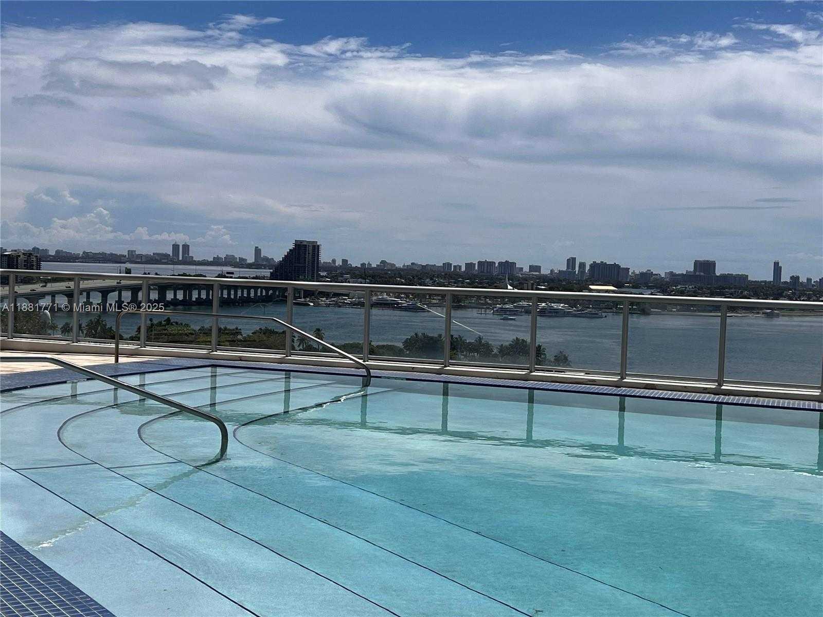 Small Image of 888 BISCAYNE BLVD #3001, Miami Number 22