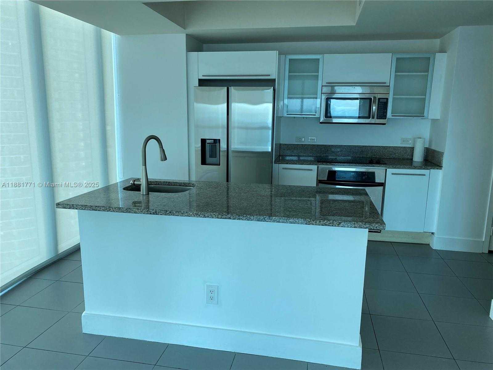 Small Image of 888 BISCAYNE BLVD #3001, Miami Number 6