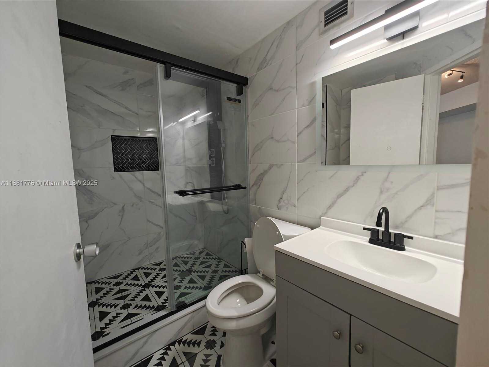 Small Image of 905 BRICKELL BAY DR #724, Miami Number 37