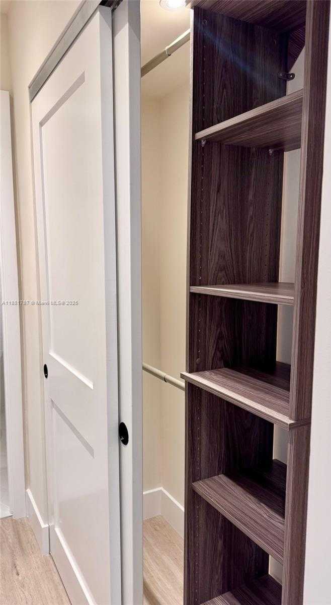 Small Image of 90 EDGEWATER DR #212, Coral Gables Number 16