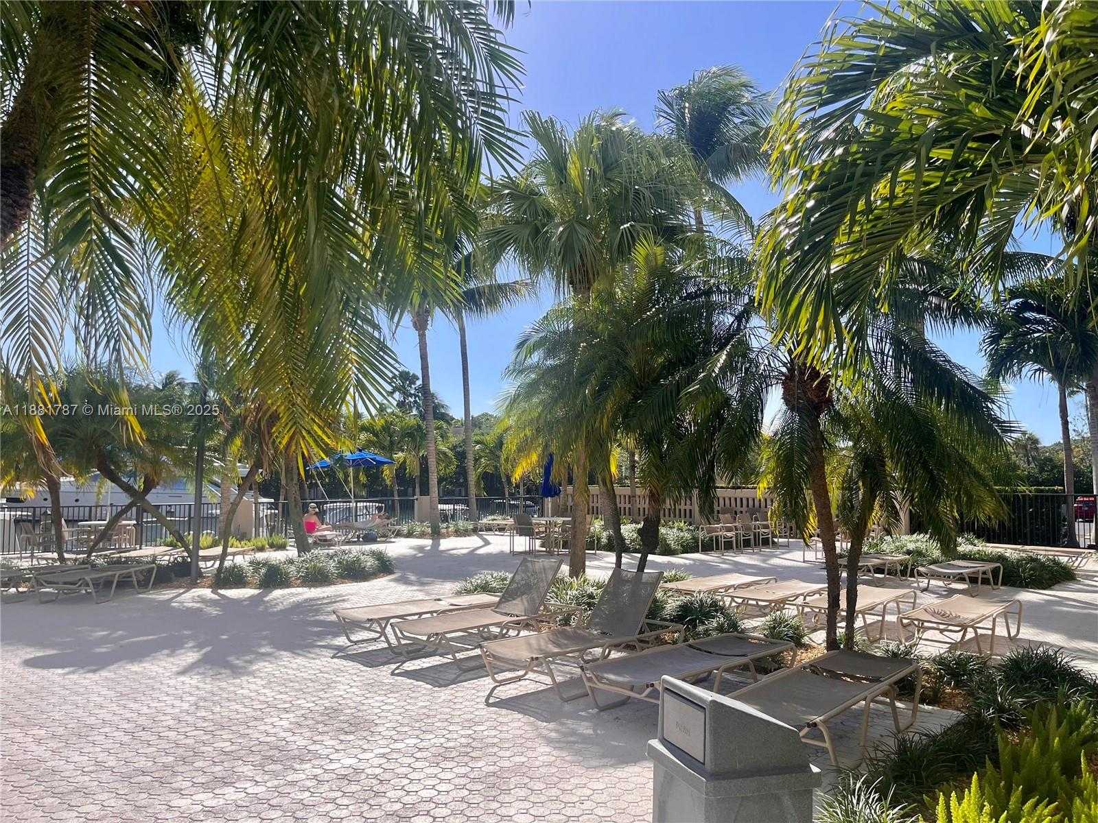 Small Image of 90 EDGEWATER DR #212, Coral Gables Number 29